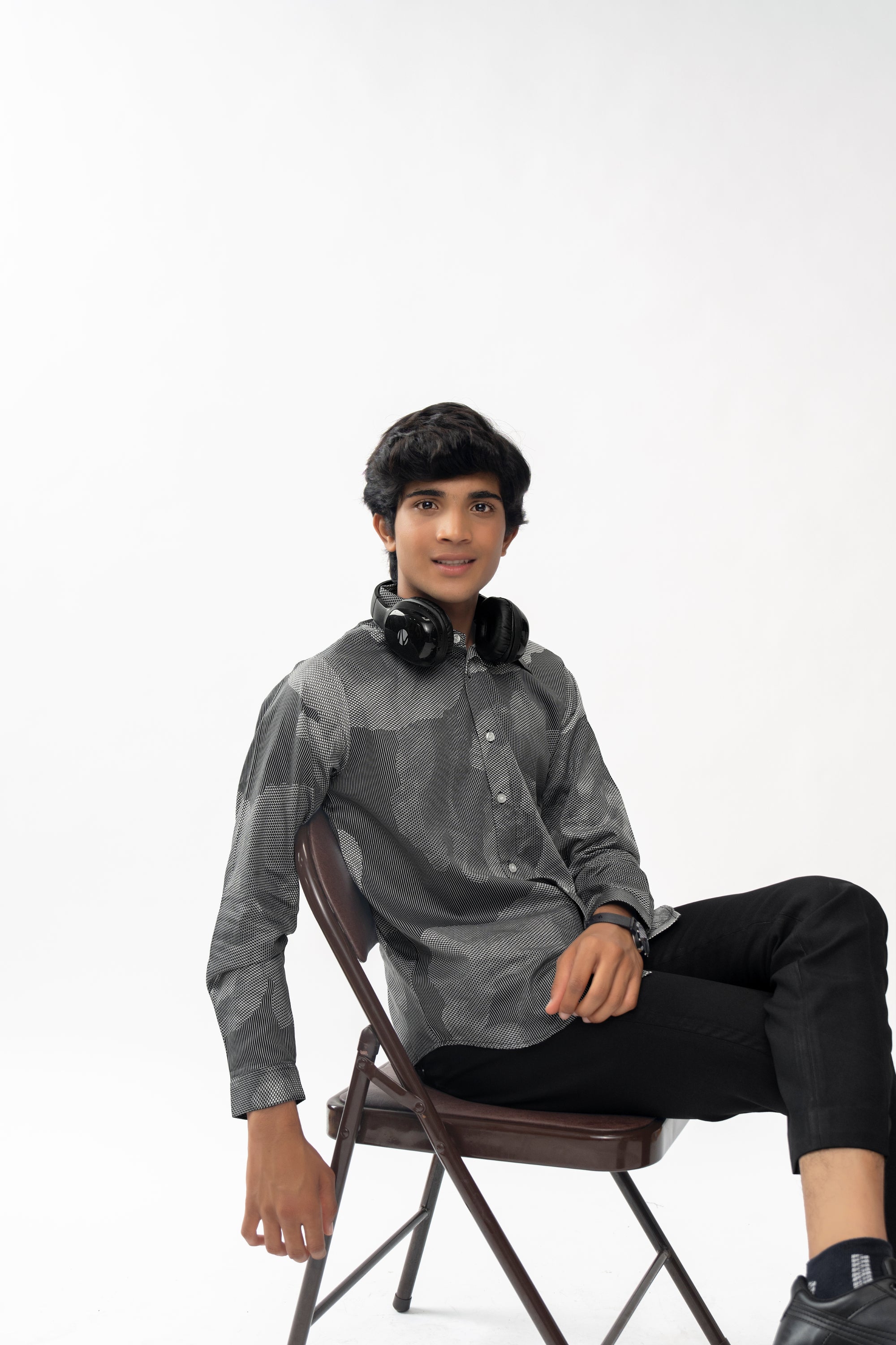 BLACK PIXEL PERFECT BOYS PREMIUM SHIRT