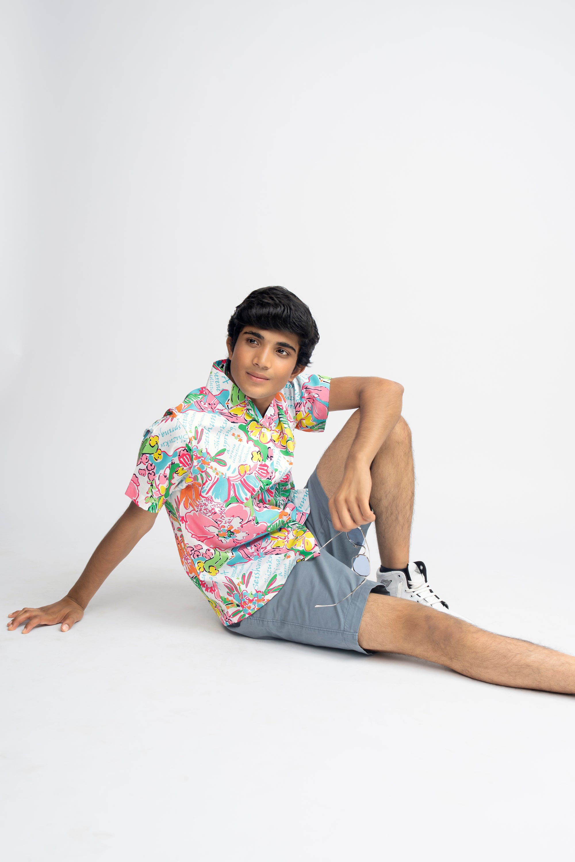 TROPICAL BOYS BOX FIT SHIRT