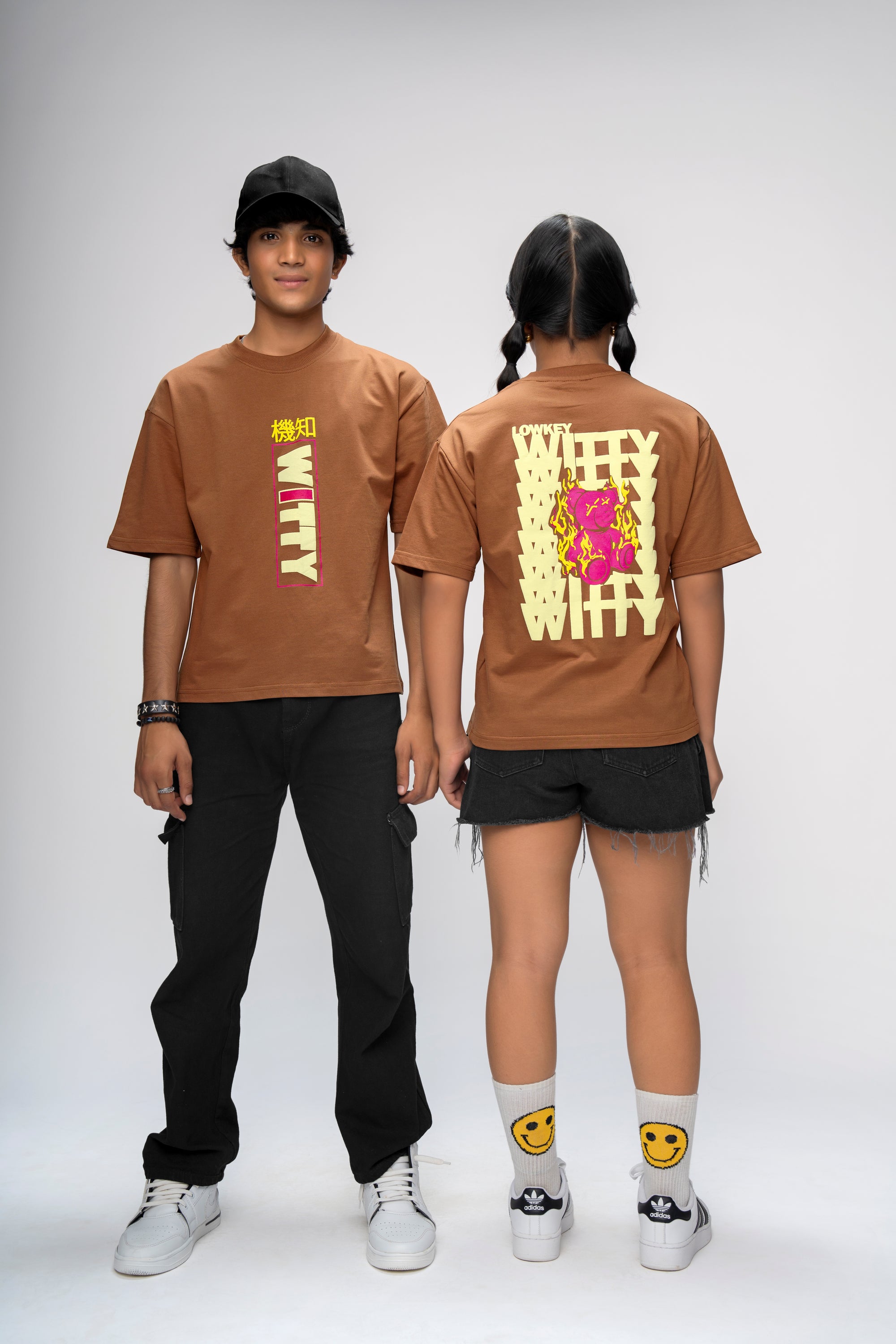 WIT POP BROWN OVERSIZED UNISEX T-SHIRT